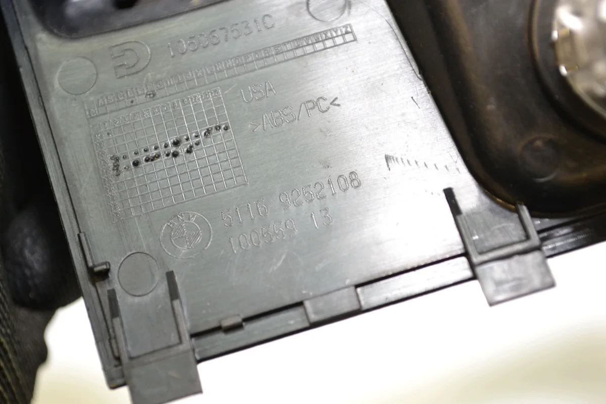 BMW X5 F15 Socket 9252108 image 4