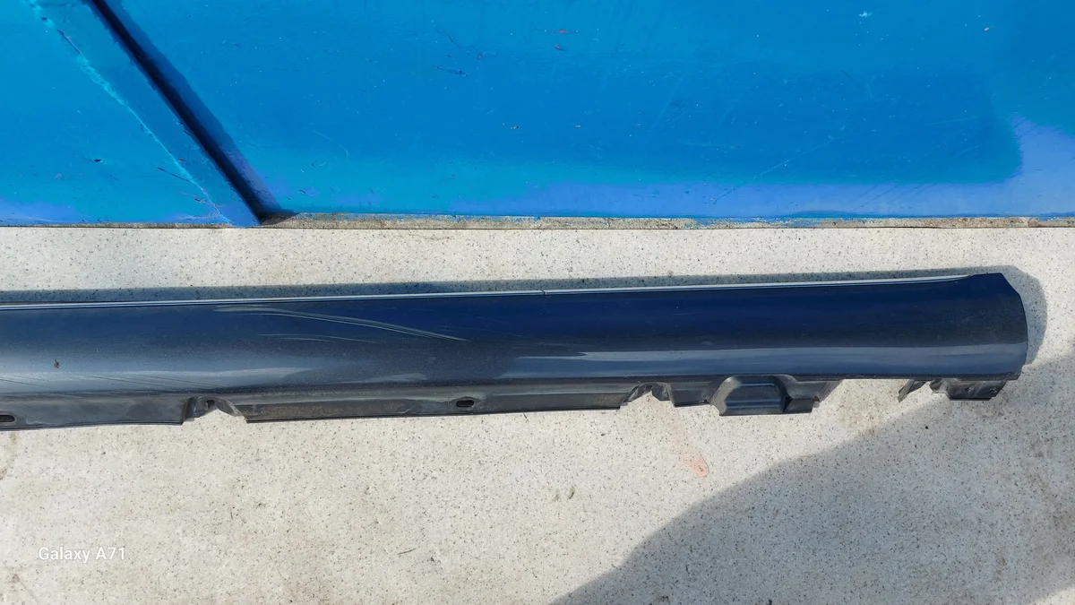 Schwellerleiste Links Mercedes C-Klasse W205 A2056900740 image 3
