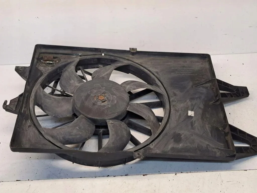 Ford Mondeo III Sedan Front Panel image 5