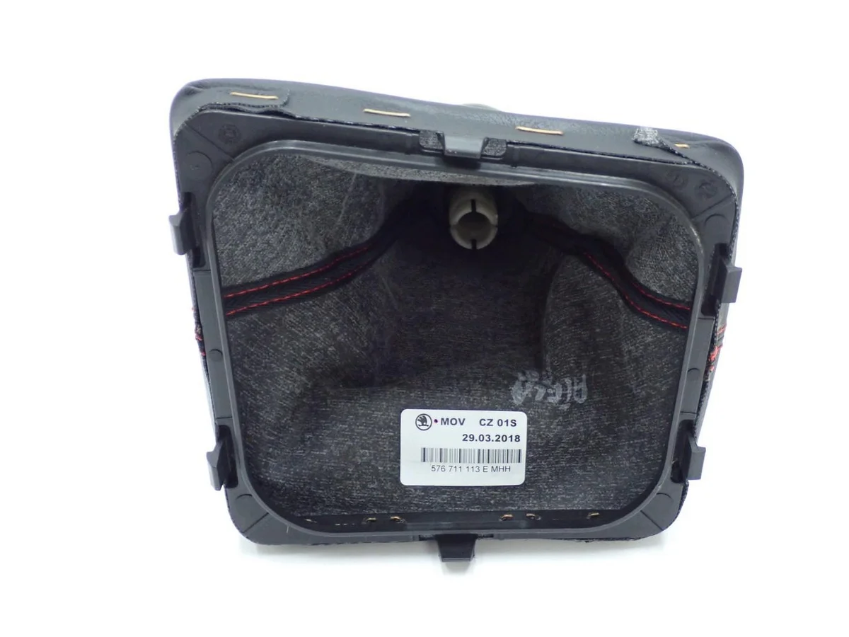 Manopla Câmbio SEAT ATECA 576711113E Usada image 7