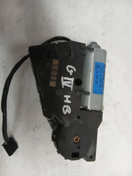 Motortje Schuifdak VW Golf IV - OEM 6561