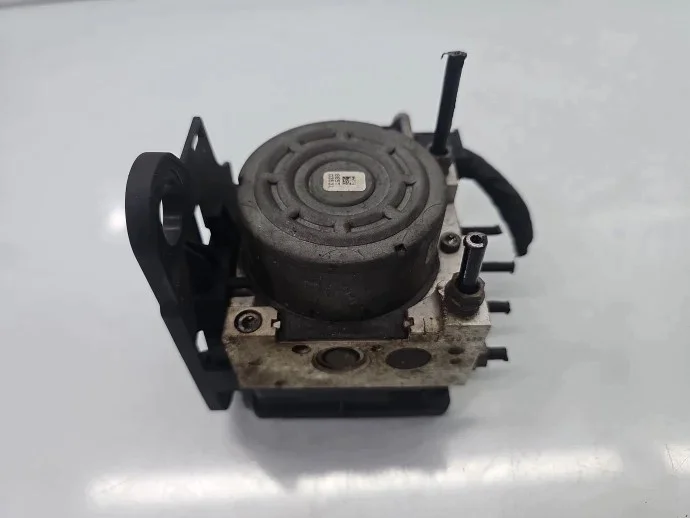 ABS-pumppu Audi A3 (8VA) 5Q0614517N