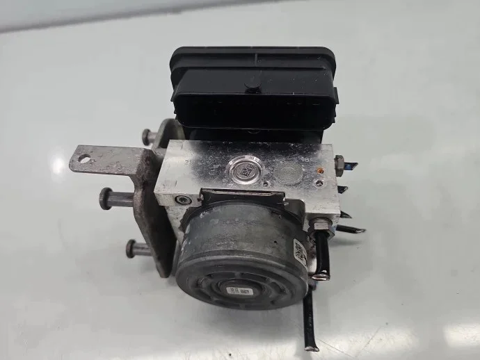Pompa ABS Mercedes Classe C W205 A2534310200 image 3