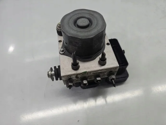 Pompe ABS Dacia 476602738R image 3