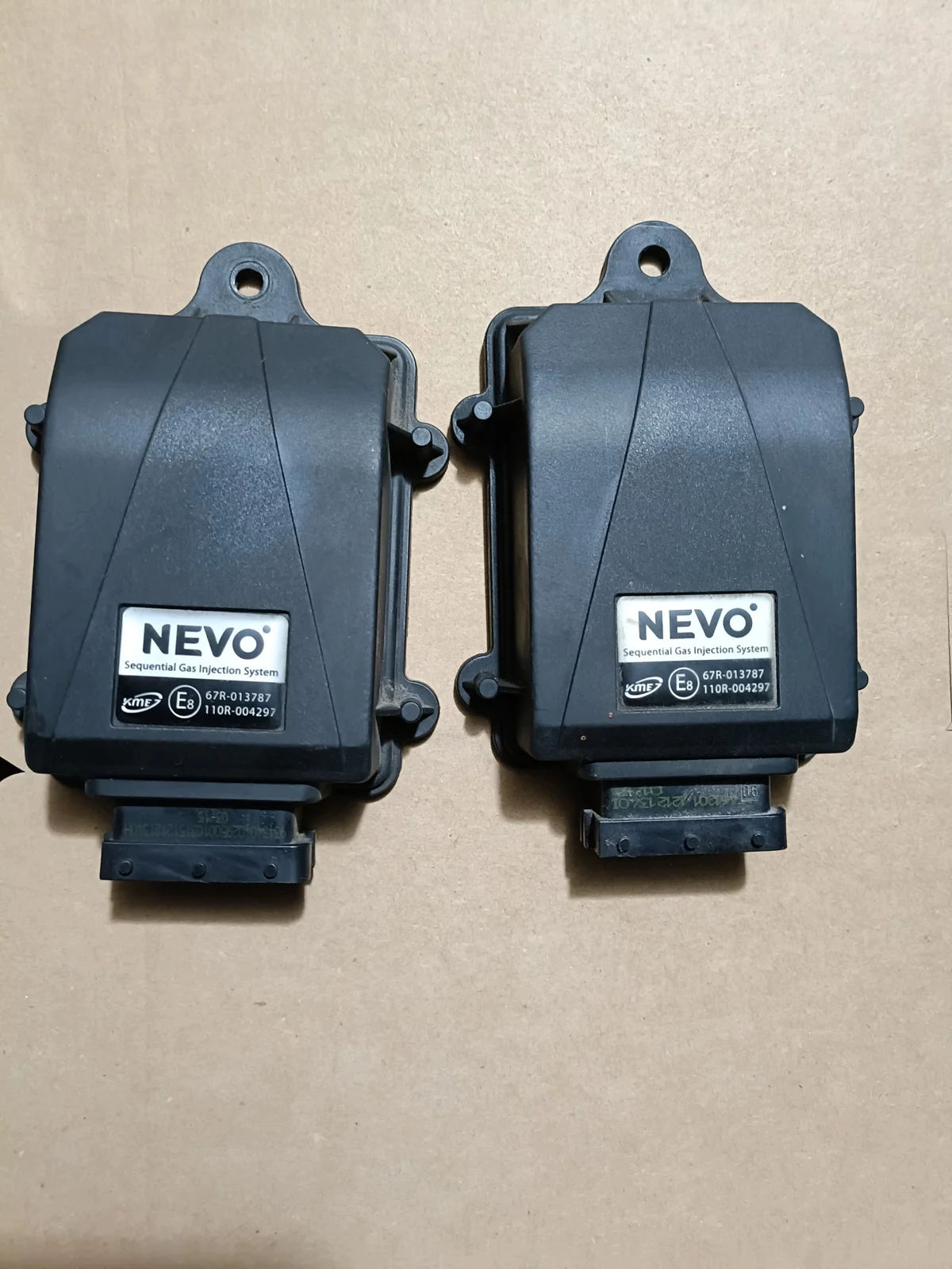 Ohjain NEVO 3-4 sylinteri Kgvjcvbvhbbb
