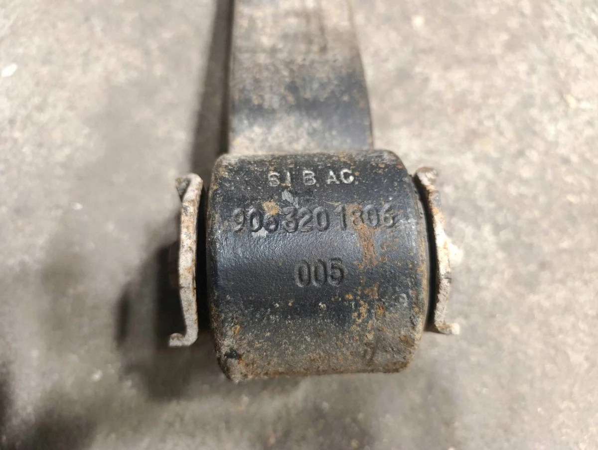 VW Crafter Rear Leaf Spring Left A9063201806 image 4