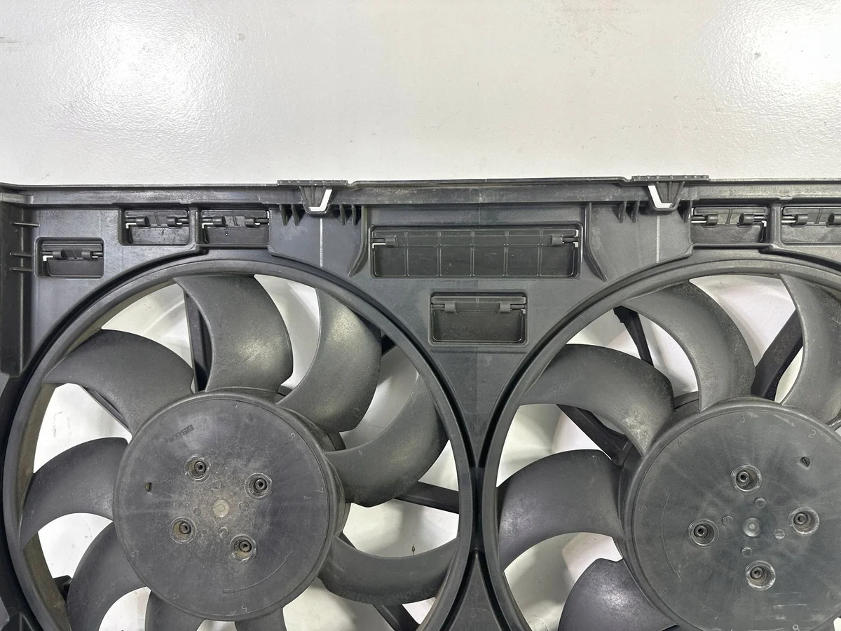 Audi A4 Allroad frontgrill 8W0121003C image 6