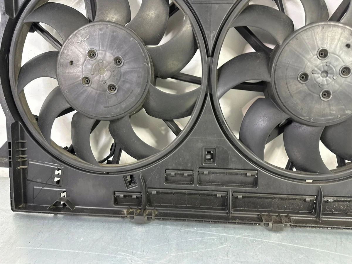 Audi A4 Allroad frontgrill 8W0121003C image 7