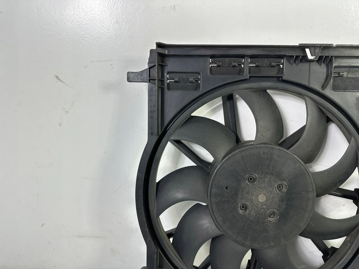 Audi A4 Allroad frontgrill 8W0121003C image 9