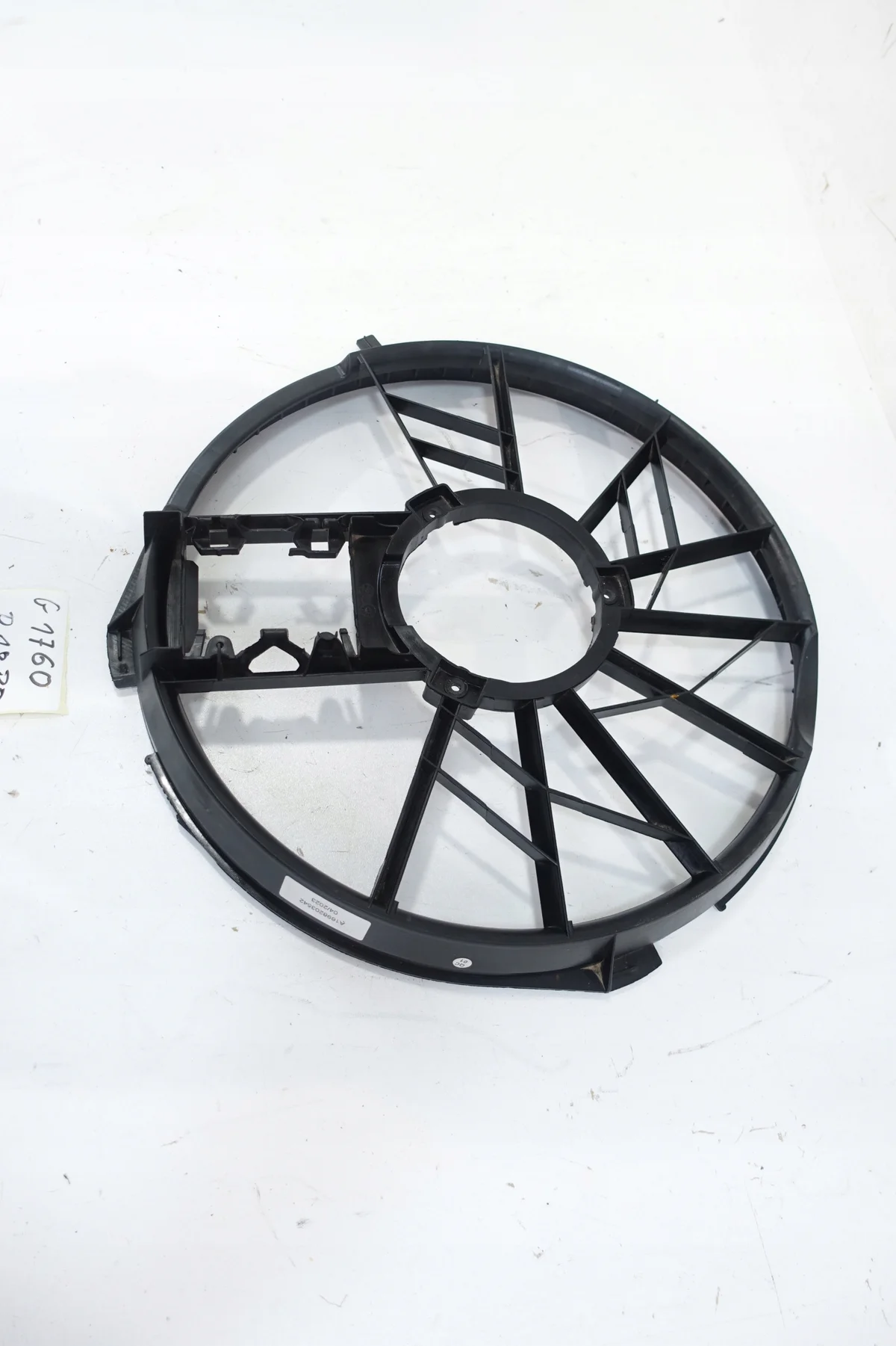 Mercedes A-klass W169 fläktkåpa A1698203542 image 3