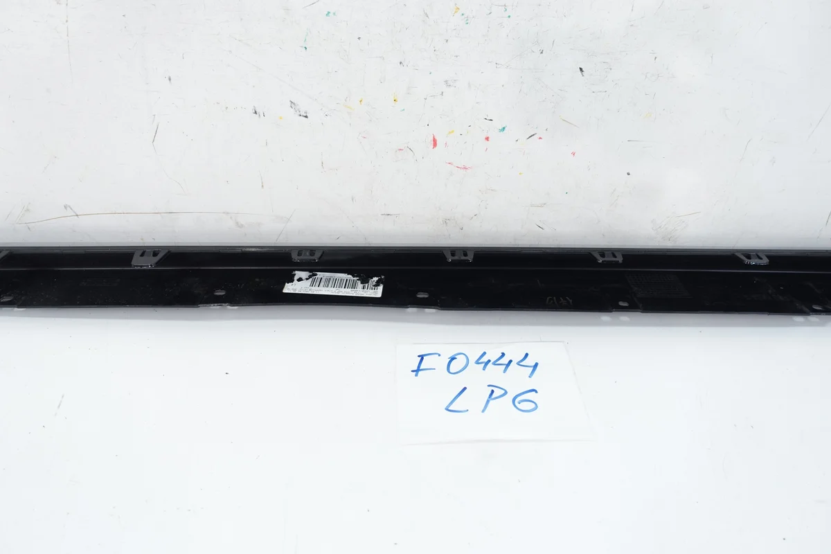 Schwellerleiste Rechts BMW 1 F40 M-Paket image 6