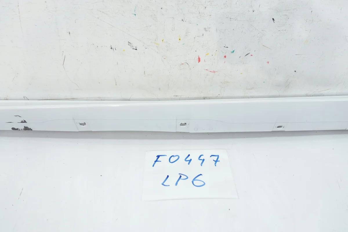 Schwellerleiste links BMW 1 F40 M-Paket image 4