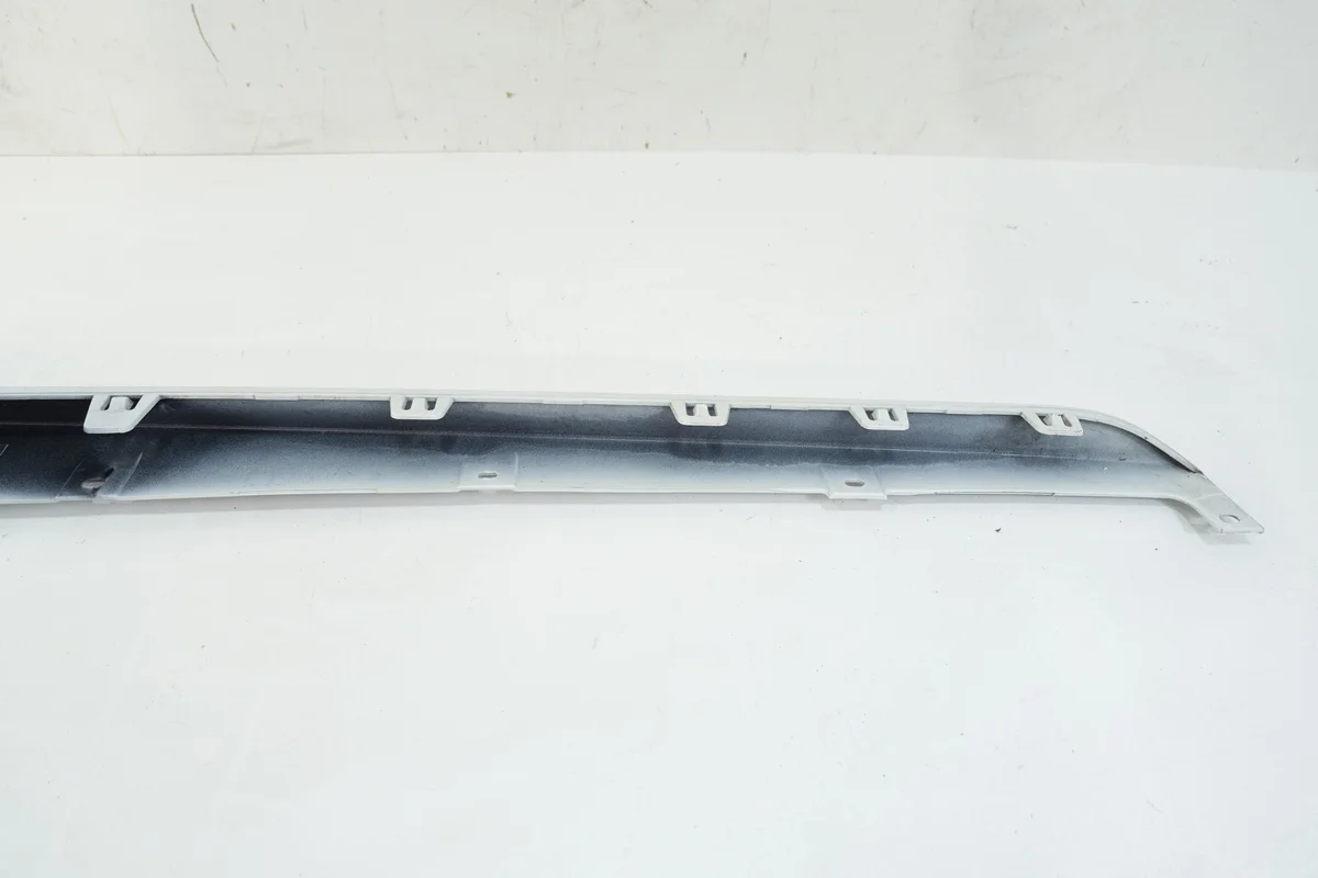 Schwellerleiste links BMW 1 F40 M-Paket image 8