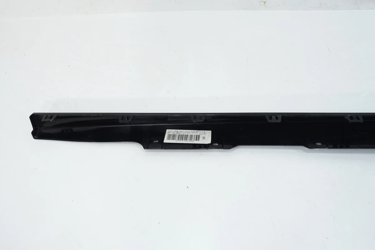 Schwellerleiste links BMW 1 F40 M-Paket image 5