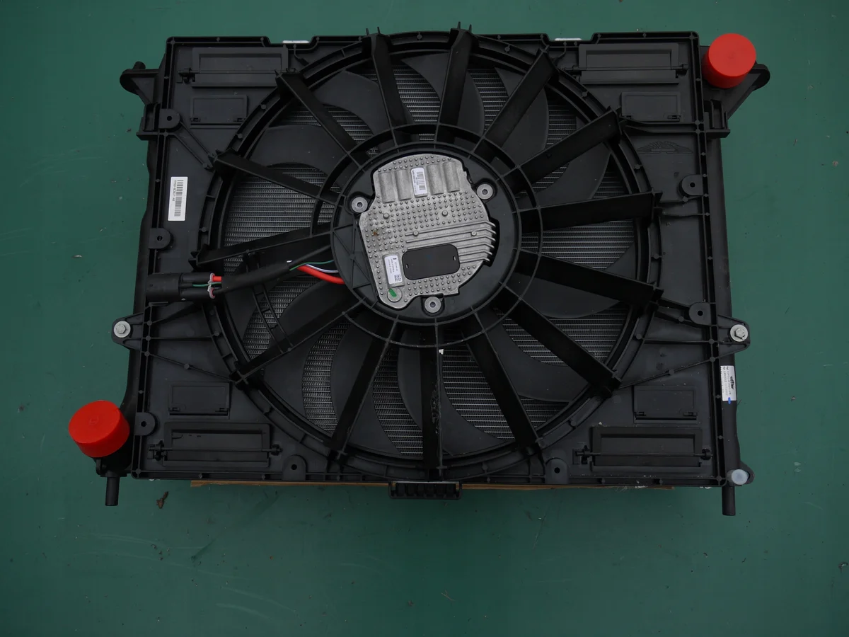 Ventilateur radiateur Aston Martin DB11 DBS image 3