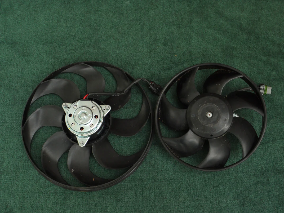 Aston Martin DB9 DBS Rapide: Goma Ventilador