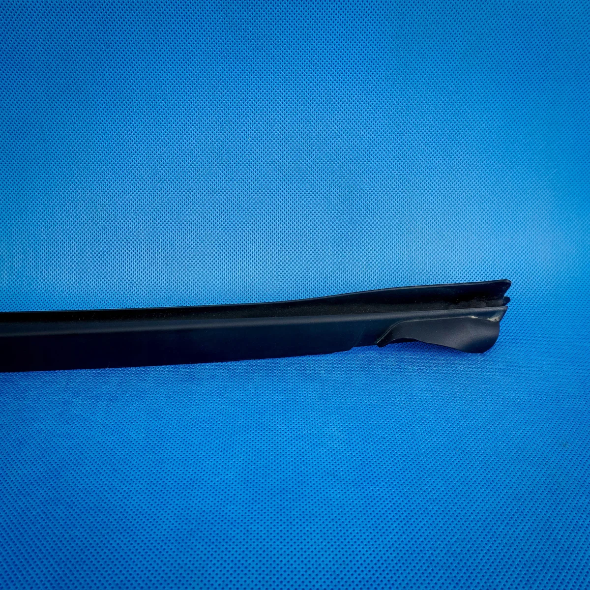 BMW 3 G20 water deflector right OEM image 4