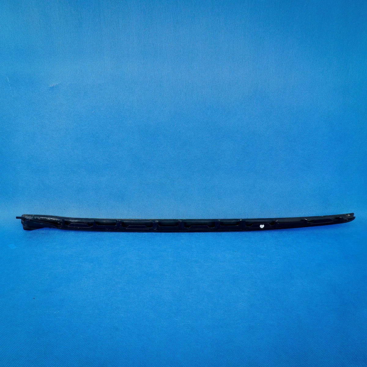 BMW 3 G20 water deflector right OEM image 5
