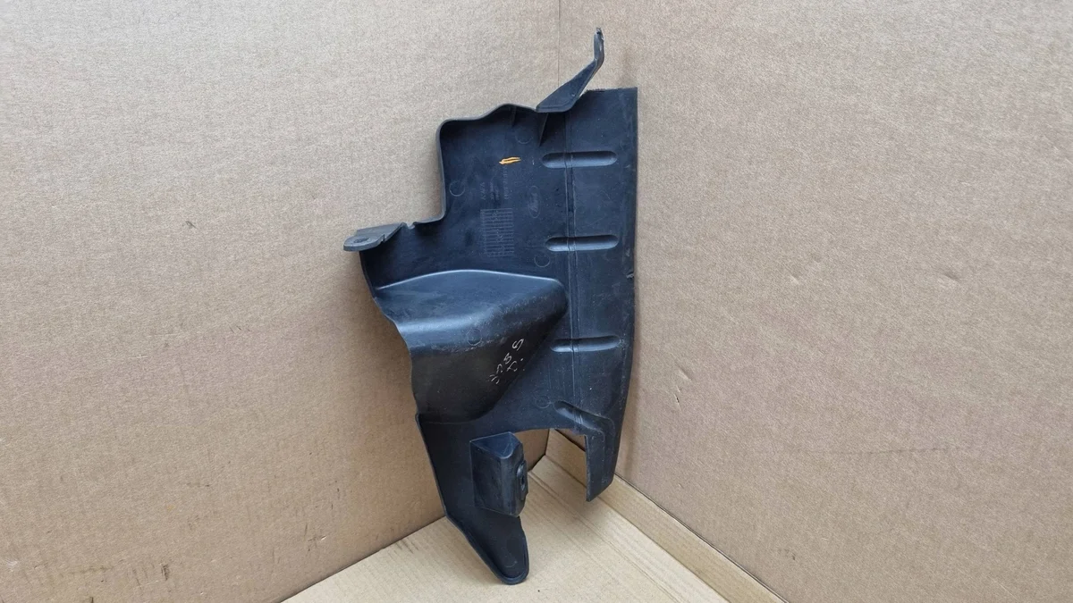 Ford Transit Custom Front Bumper Side Bracket Right