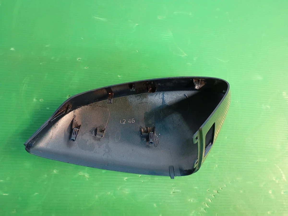 Audi A3 8Y Spiegelkap Rechts Gebruikt image 5