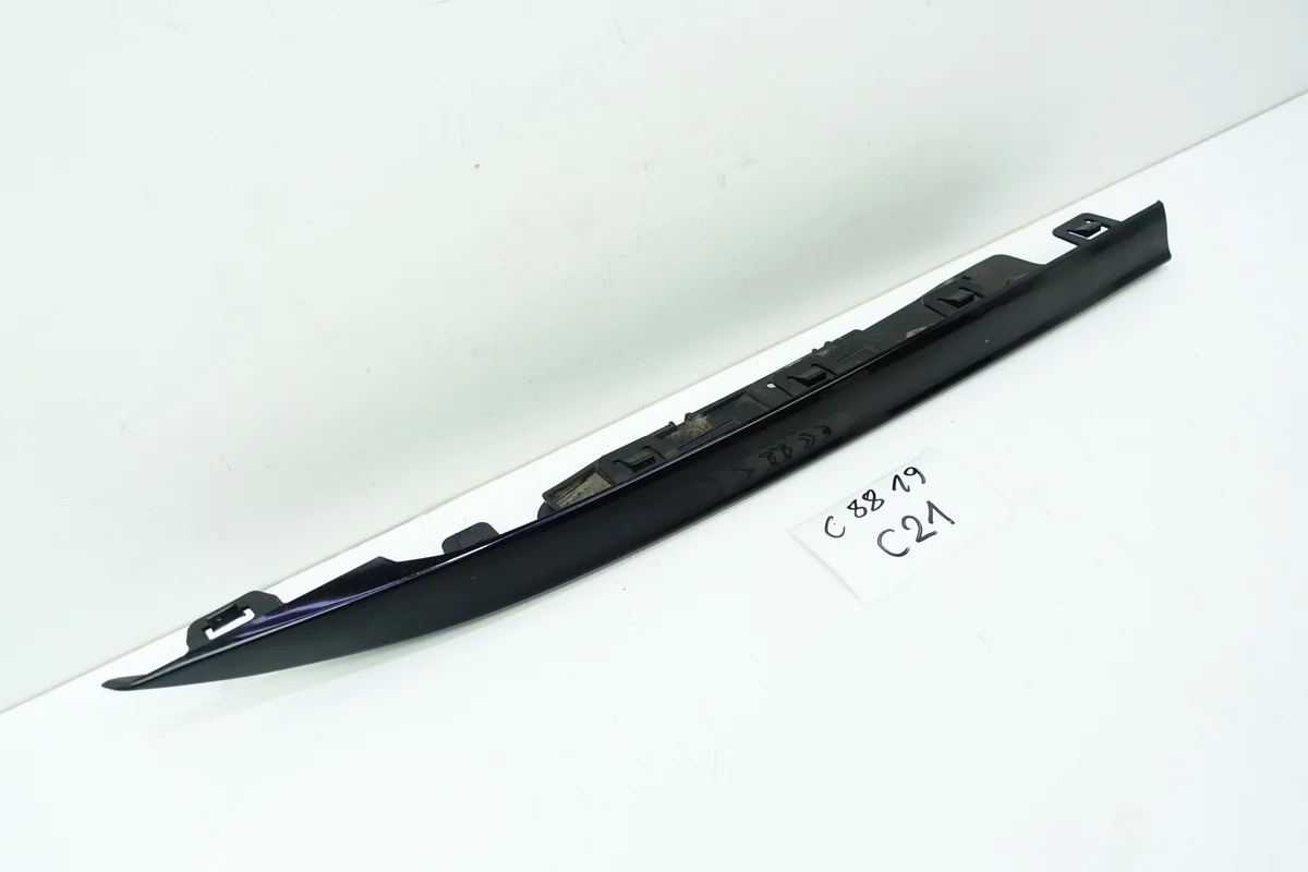 Spoilerlippe rechts VW Golf 8 R-Line Kombi gebraucht image 3