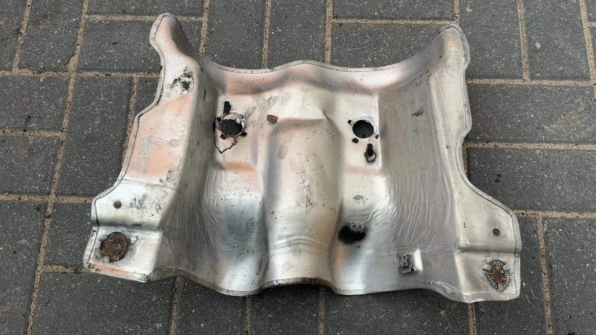 Escudo Térmico Audi VW Seat Skoda Quattro