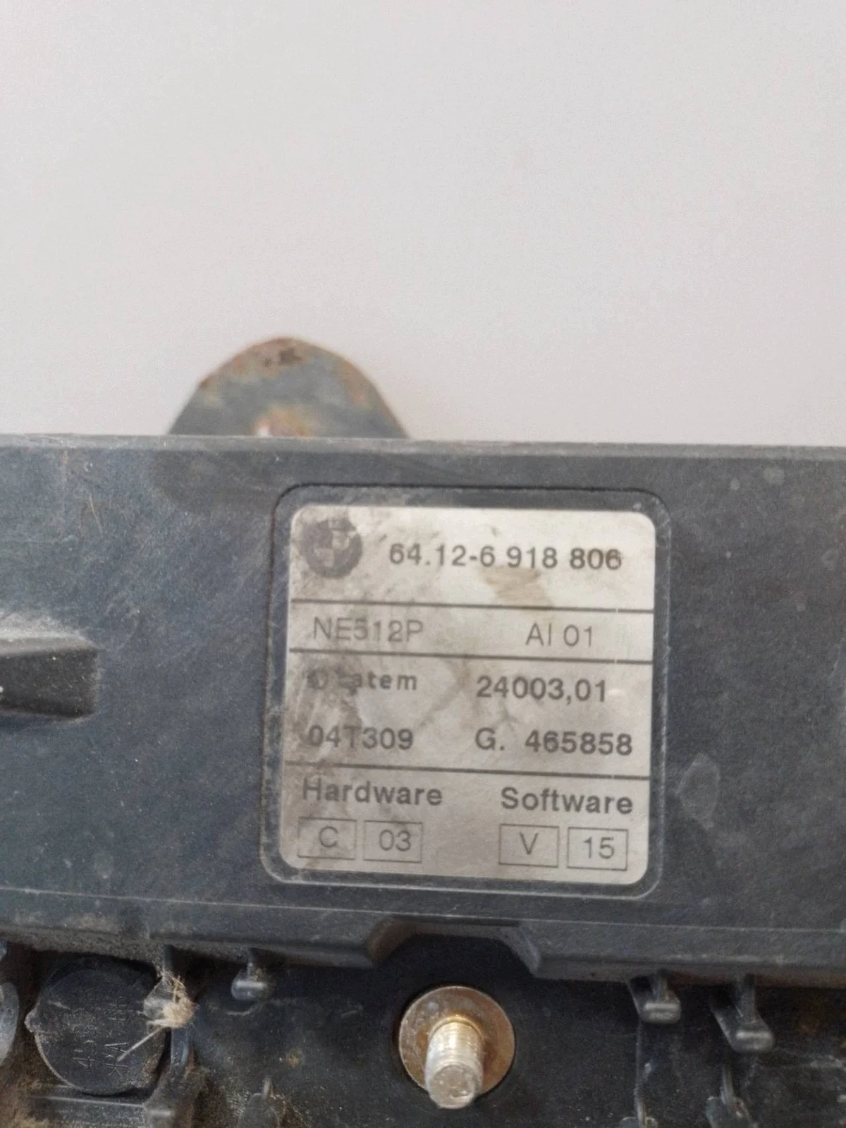 BMW X3 E83 Coolant Heater 6918806 image 5