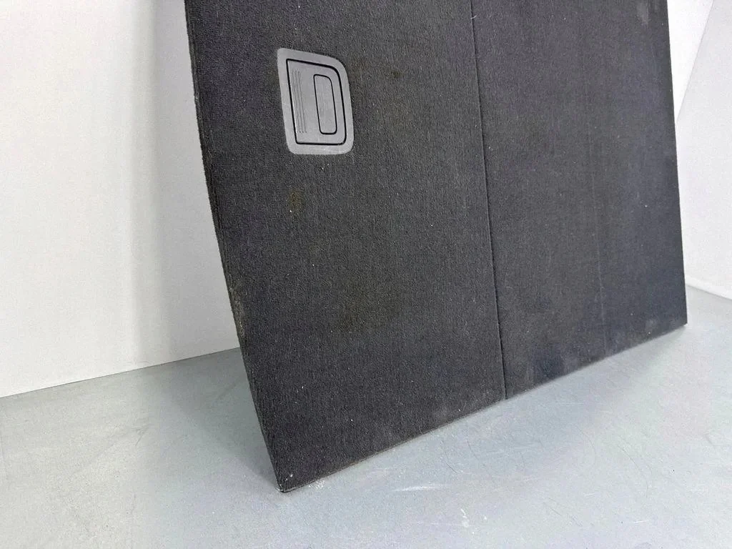 Audi Trunk Floor Mat 4G9861529A Used image 5