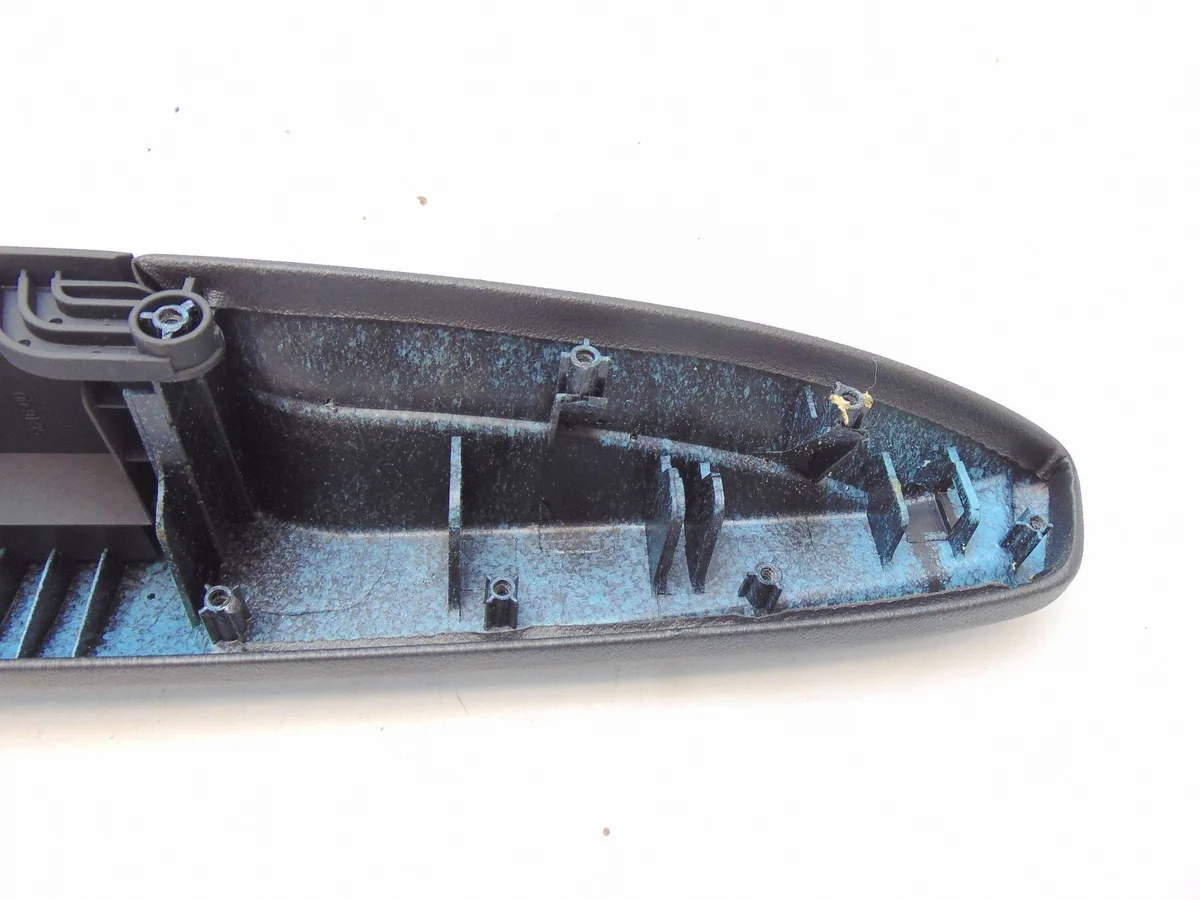 Audi A3 8P Armleuning Deur Links Voor image 5