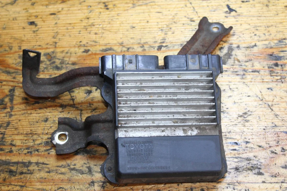 Injector Controller Toyota Avensis T25 2.0 D4D