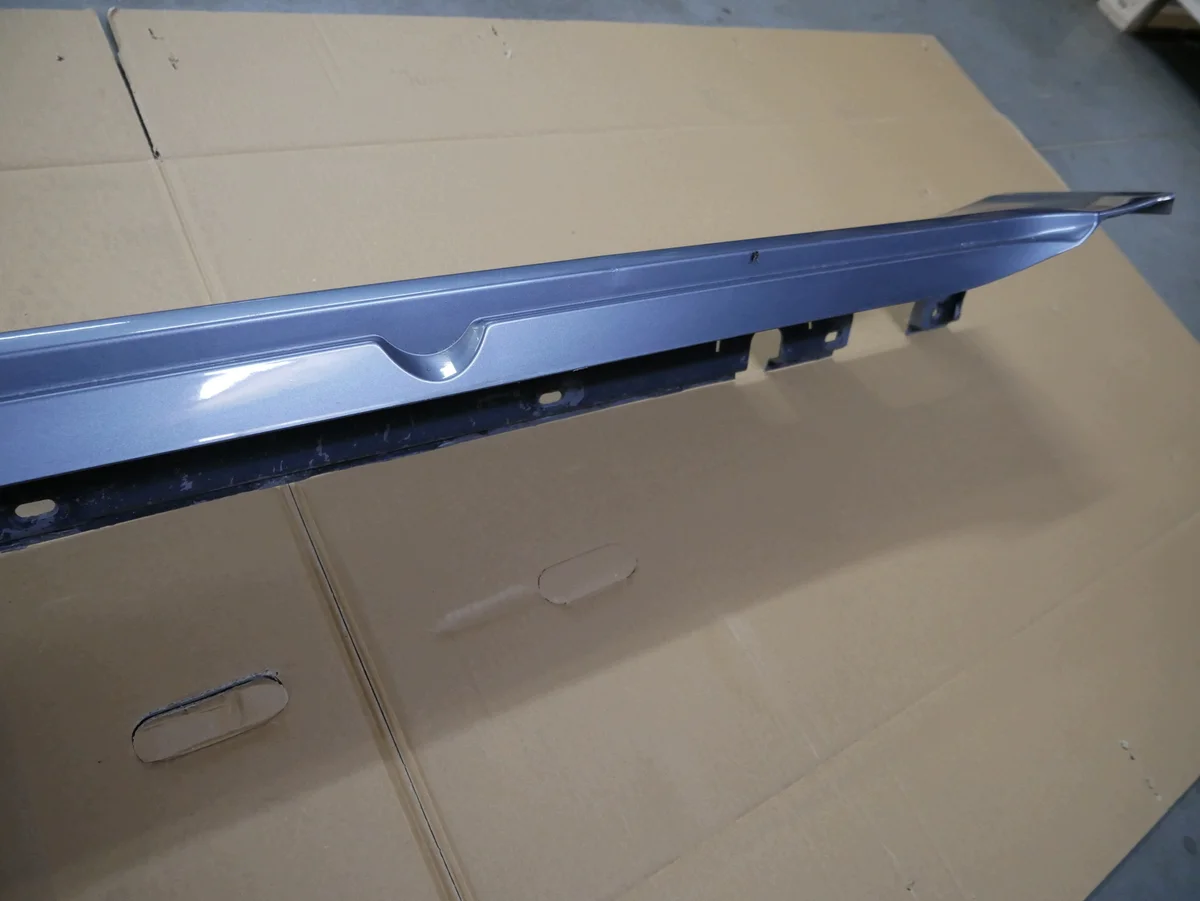 BMW E61 LIFT oikea helma A52 image 3
