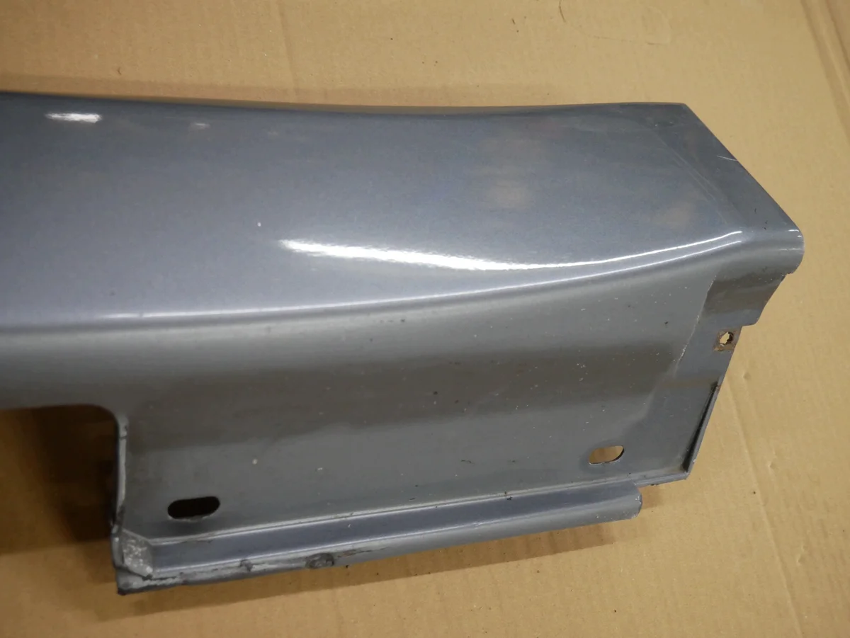 BMW E61 LIFT oikea helma A52 image 9