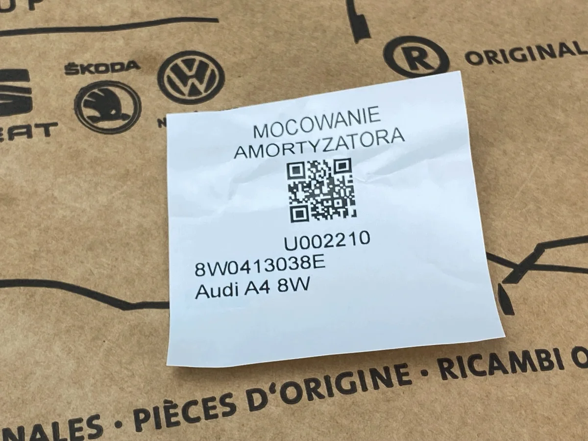 Support amortisseur Audi A4 8W 8W0413038E image 4