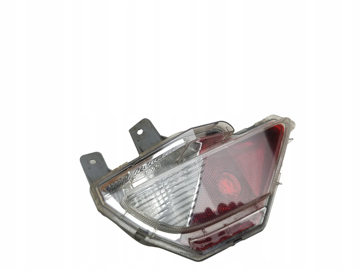 Luz de Nevoeiro Toyota OE 8145742060 Usada image 10