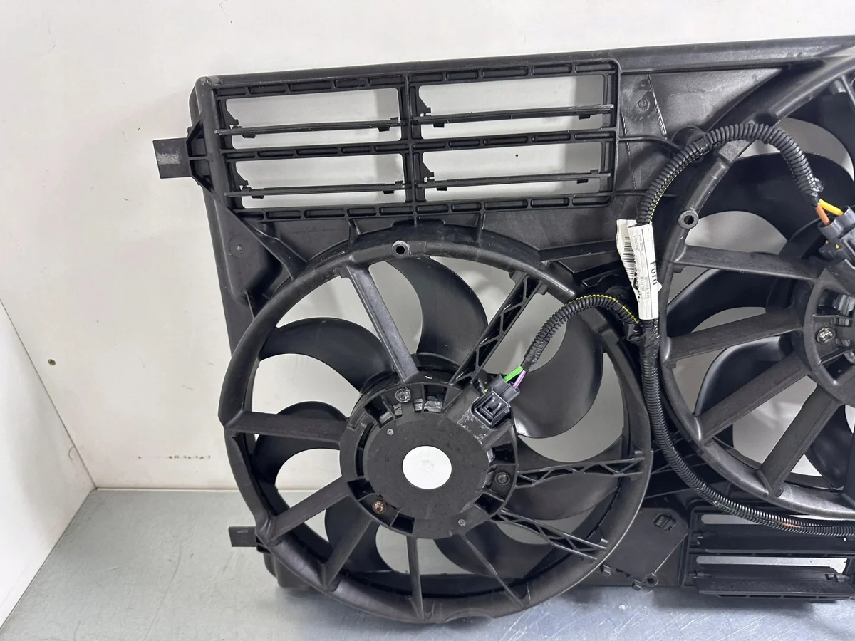 Ford C-MAX II 2017 Cache ventilateur F1DT8C290AAD image 4