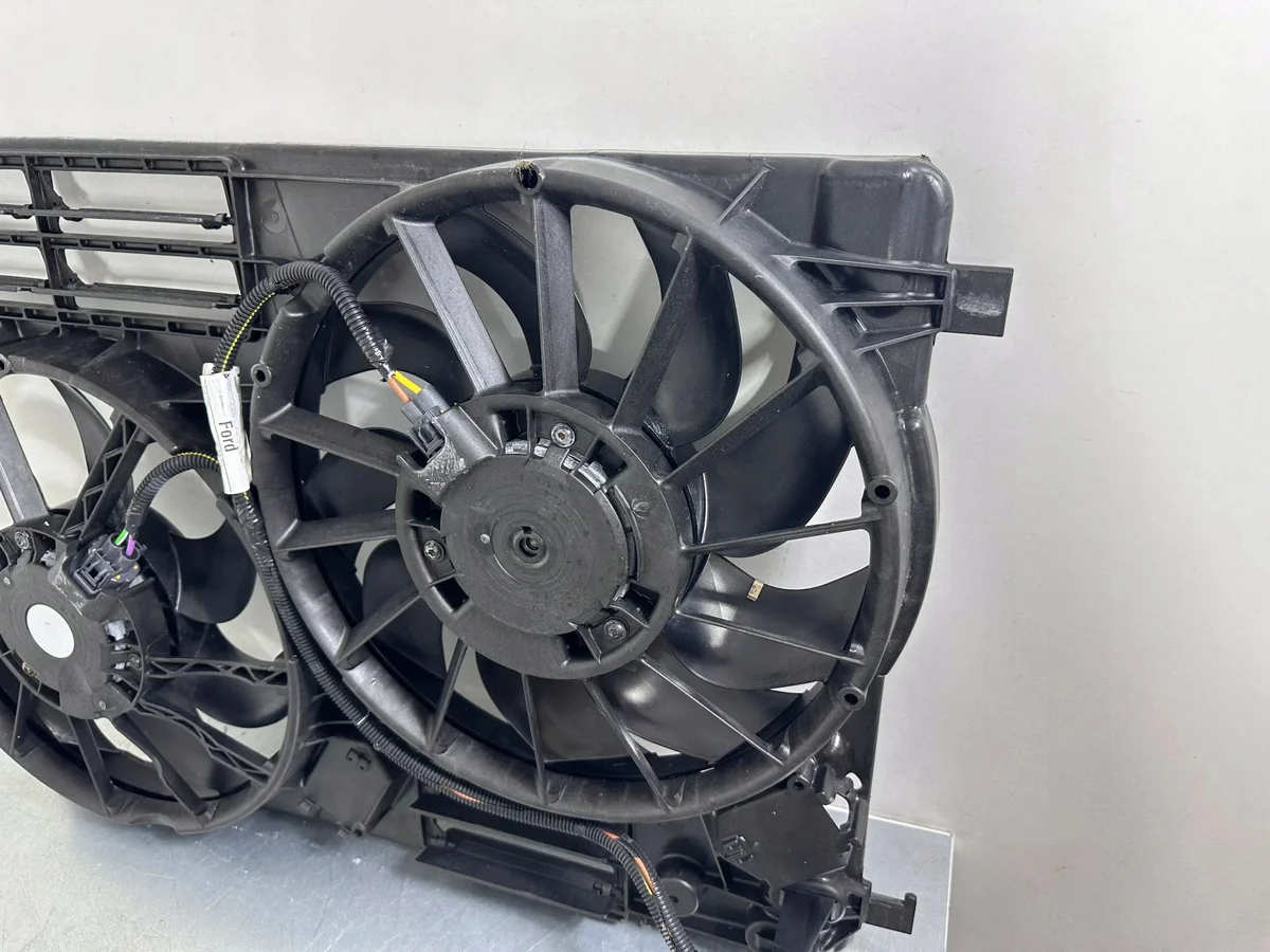 Ford C-MAX II 2017 Cache ventilateur F1DT8C290AAD image 7