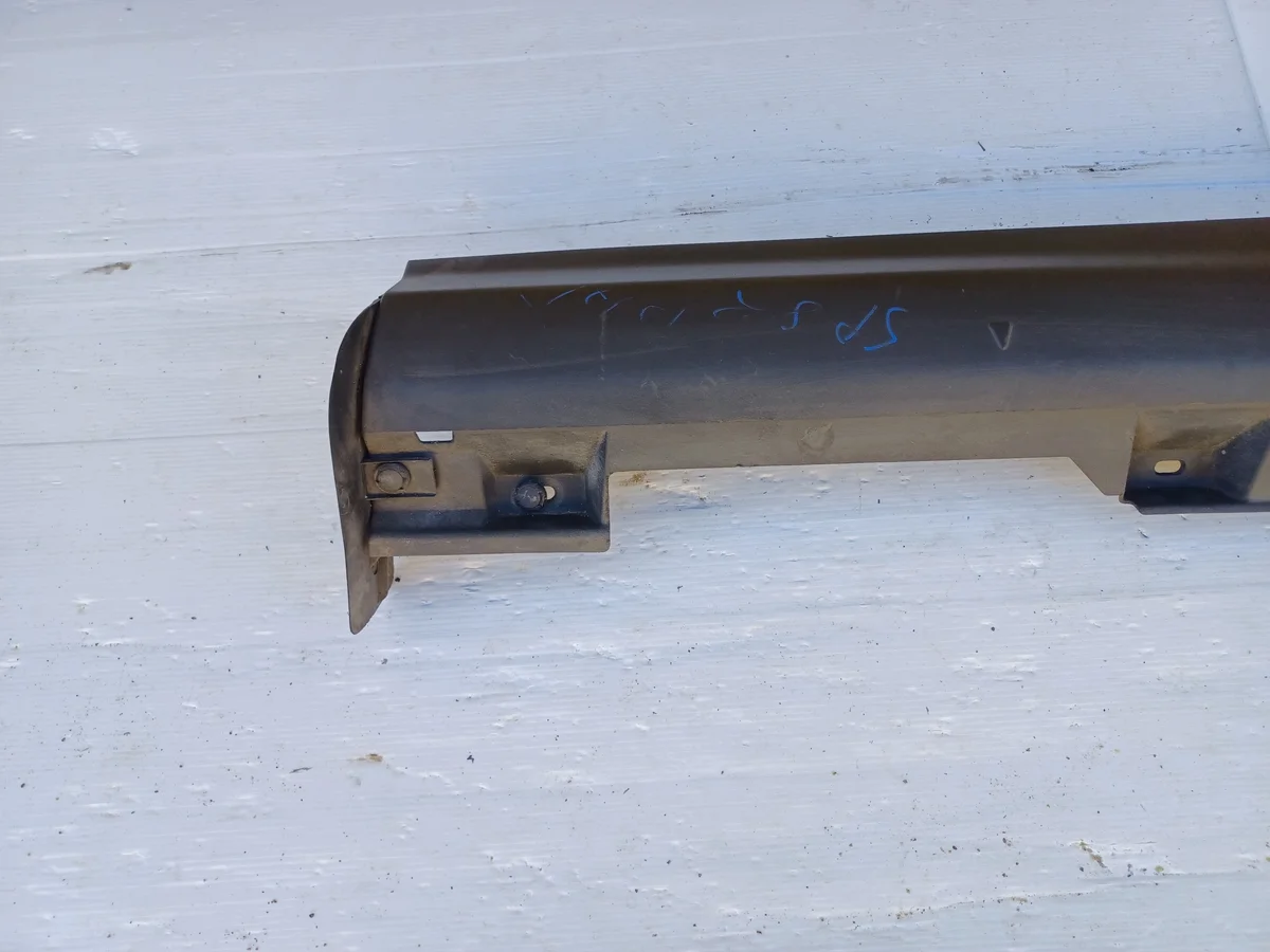 Ford Focus Mk3 LIFT Bas de caisse droit image 7