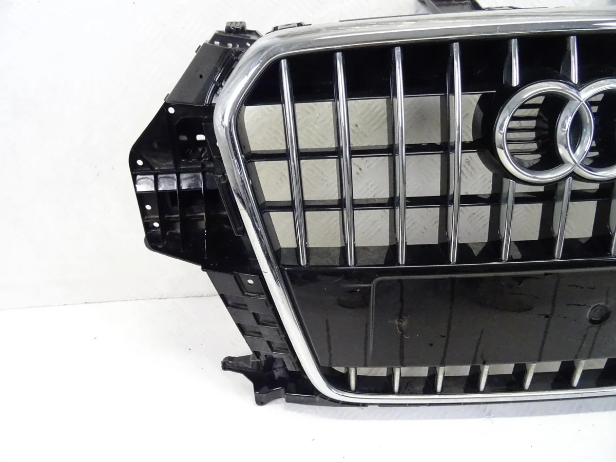 Kühlergrill Audi Q3 8U S-Line gebraucht image 3