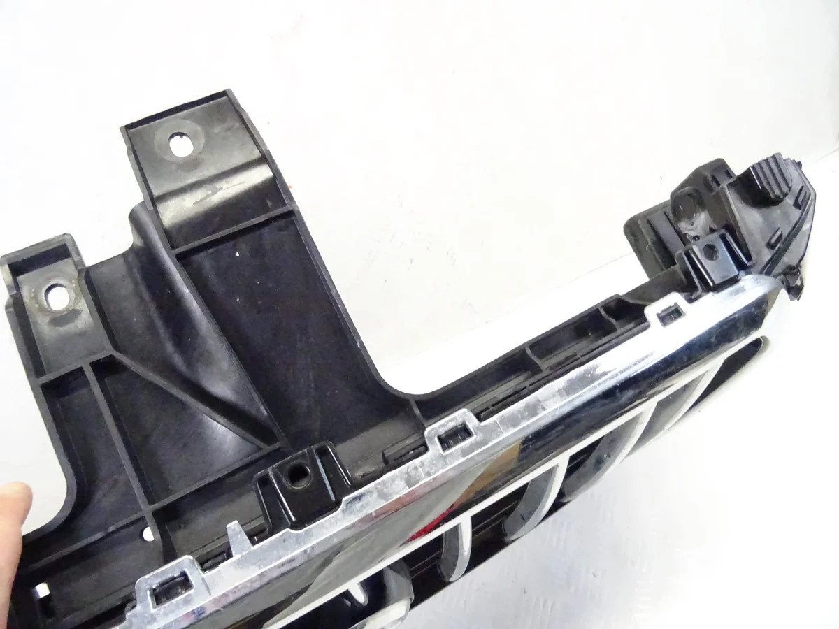 Kühlergrill Audi Q3 8U S-Line gebraucht image 7