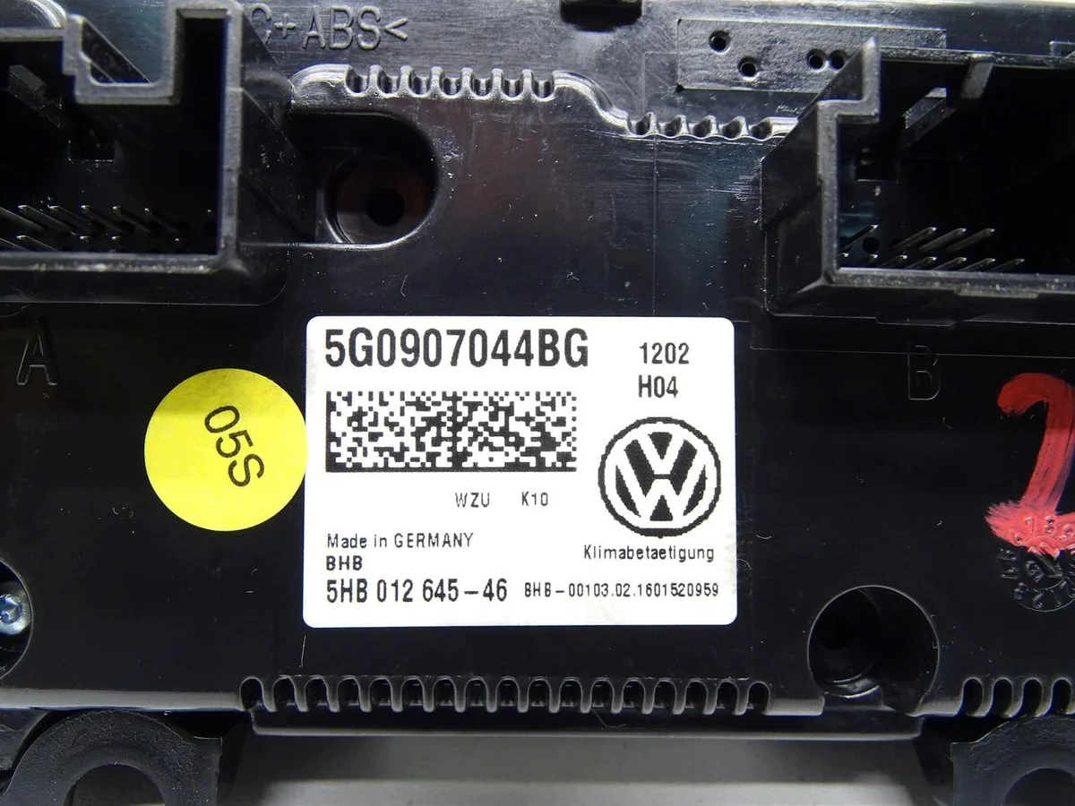 Panneau commande climatisation VW Passat B8 image 5