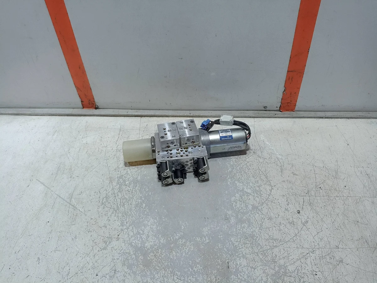 Bomba Hidráulica Techo BMW M4 F83 7344440