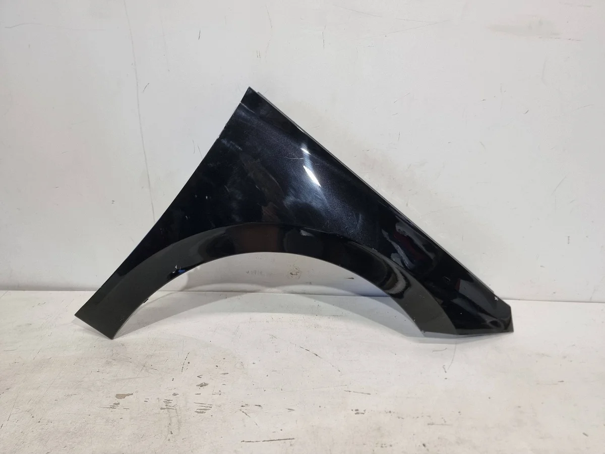 SKODA KAMIQ 658 Bumper Voor Rechts FBW1322