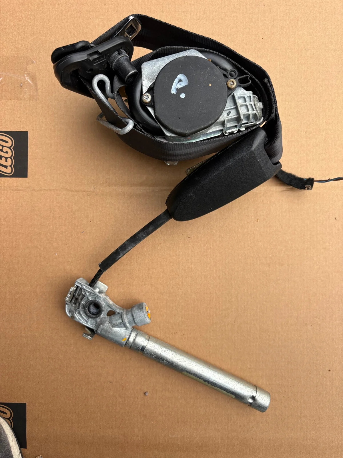 Renault Scenic III - Tendeur Ceinture Sécurité Droit