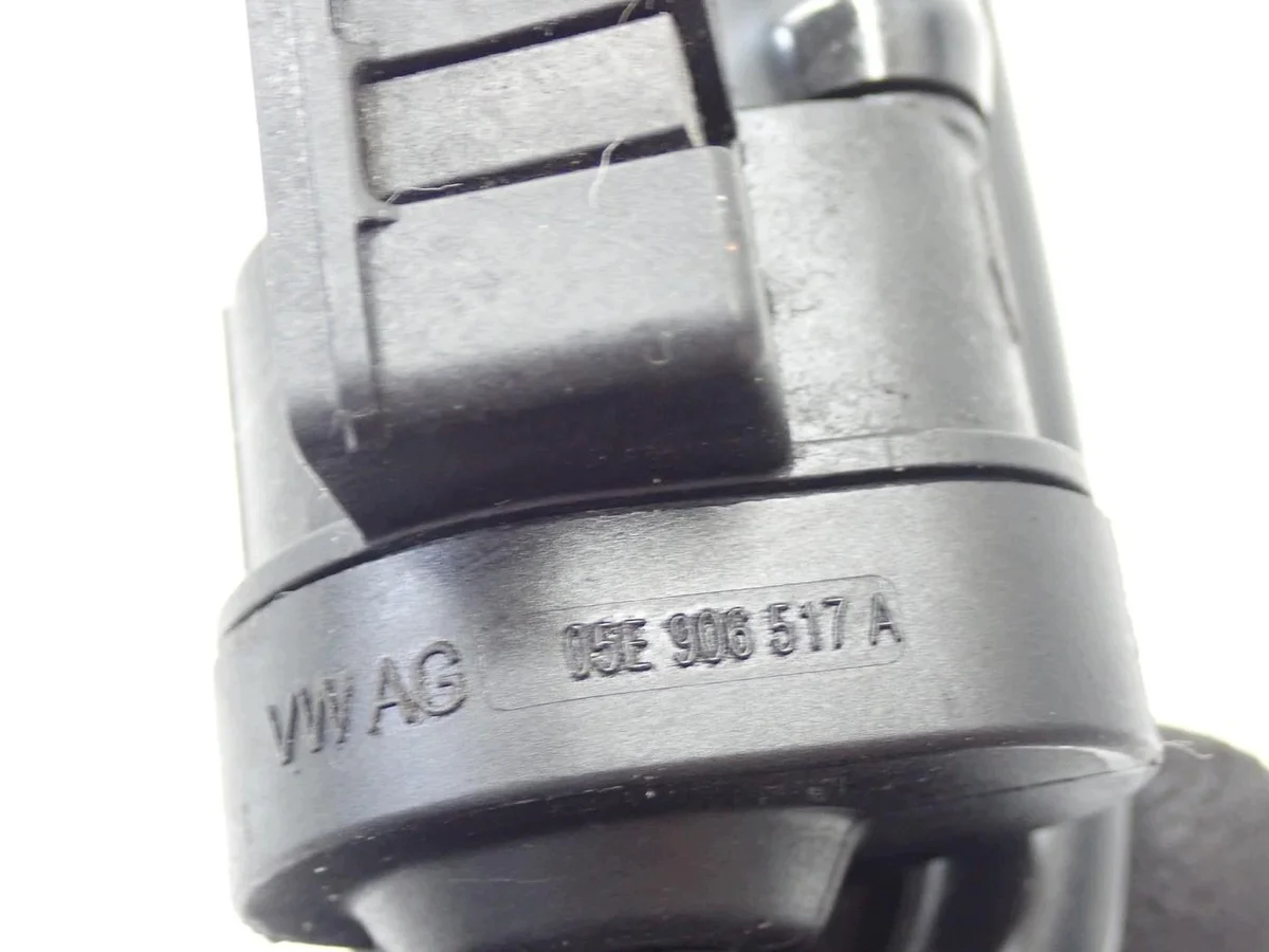 Polttoainepumpun anturi VW Golf VIII Seat Leon IV image 8