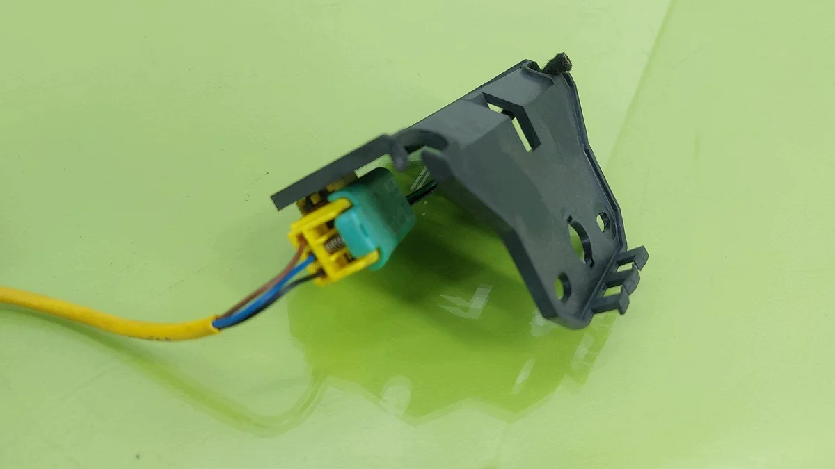 Rechter Frontgurt VW Touareg I (2002-2010) image 7