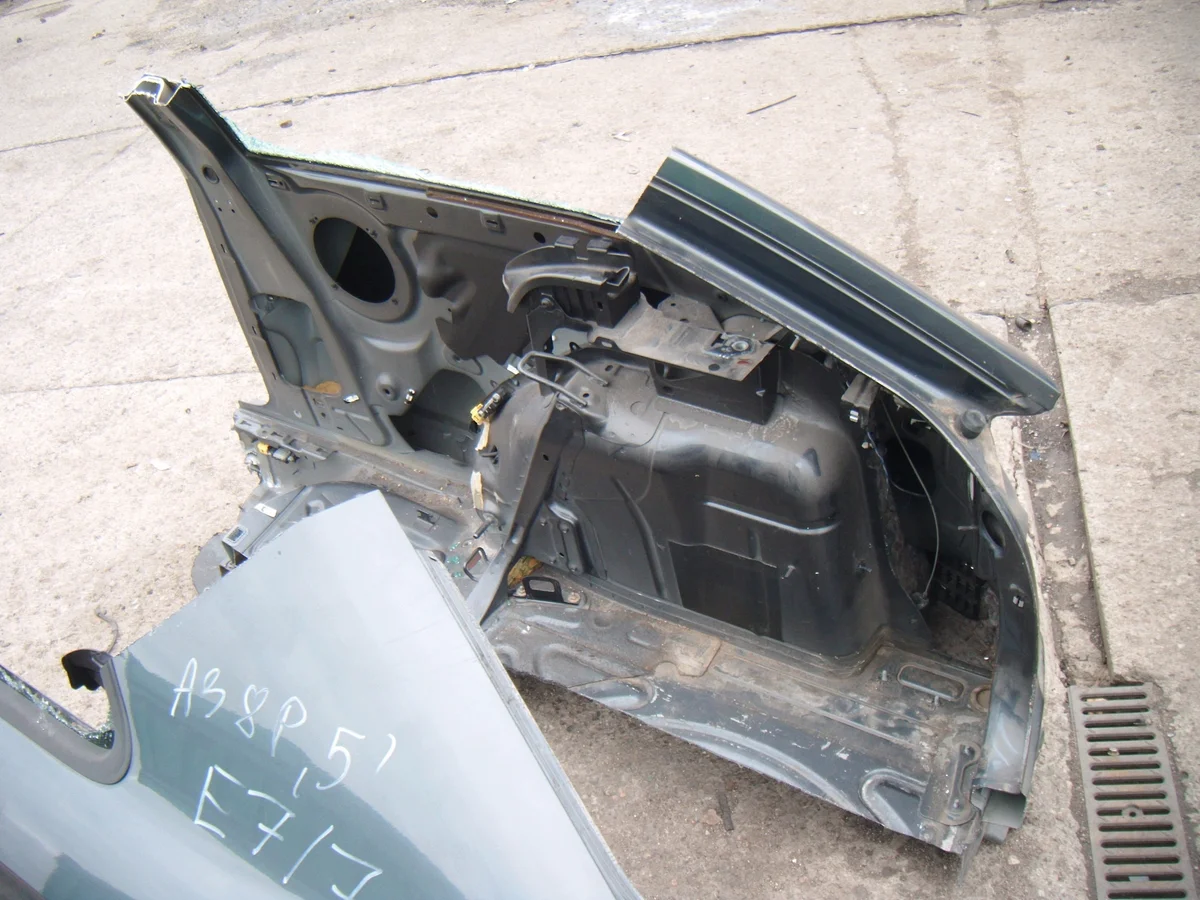 Audi A3 8P 03- Kotflügel rechts hinten image 4