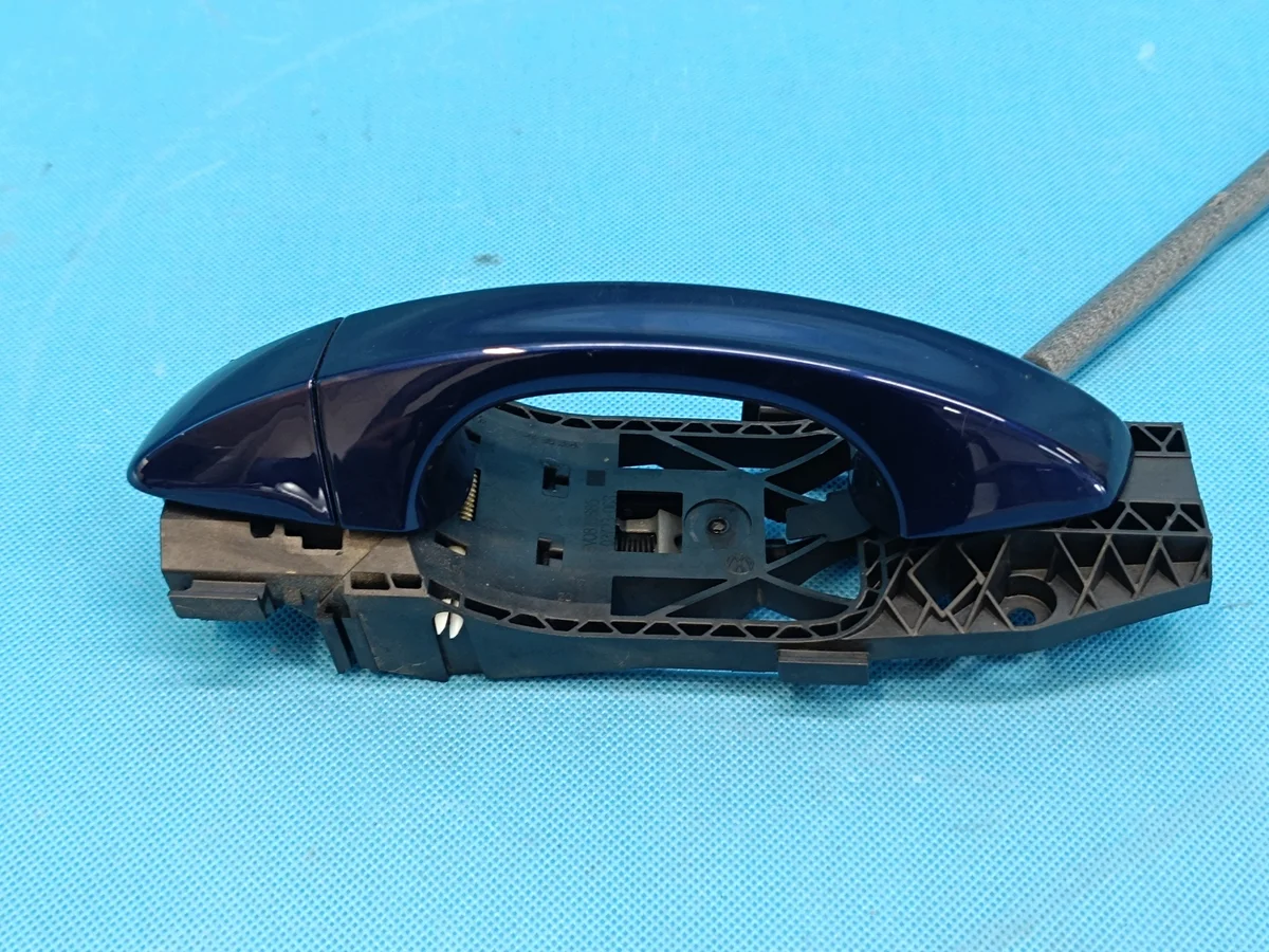 Audi Q3 F3 Türgriff Links Hinten 5G0837205N image 5