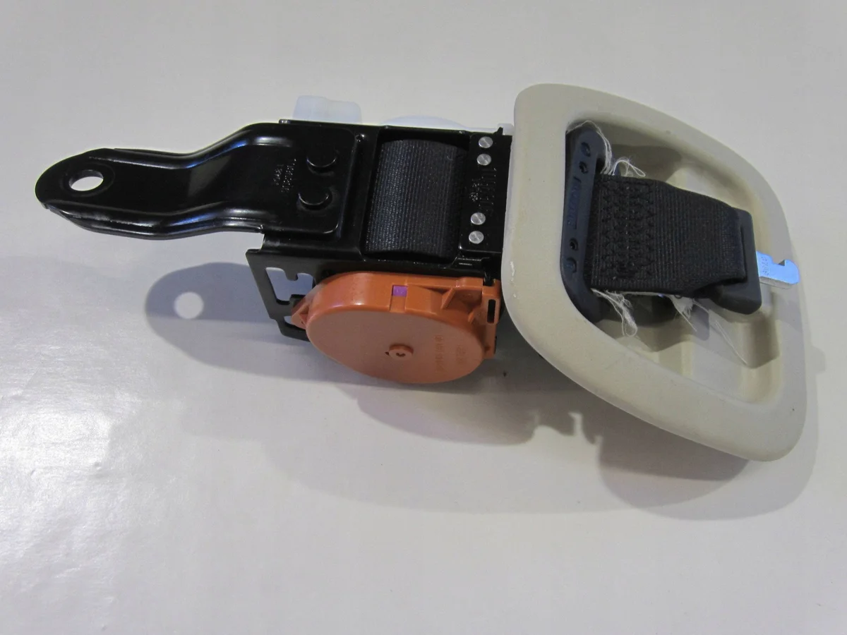 Cintura Sicurezza Posteriore Centrale Outlander III image 6