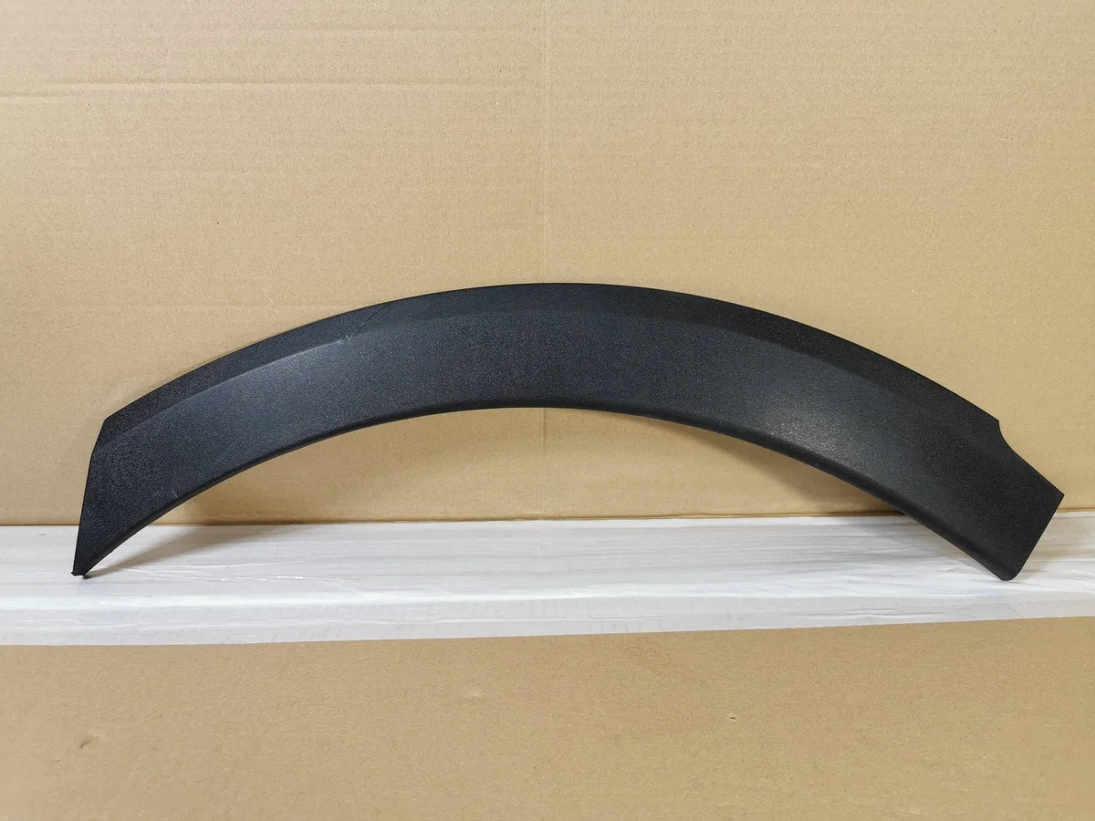 Moldura Paso Rueda Trasero Izquierdo Porsche Taycan