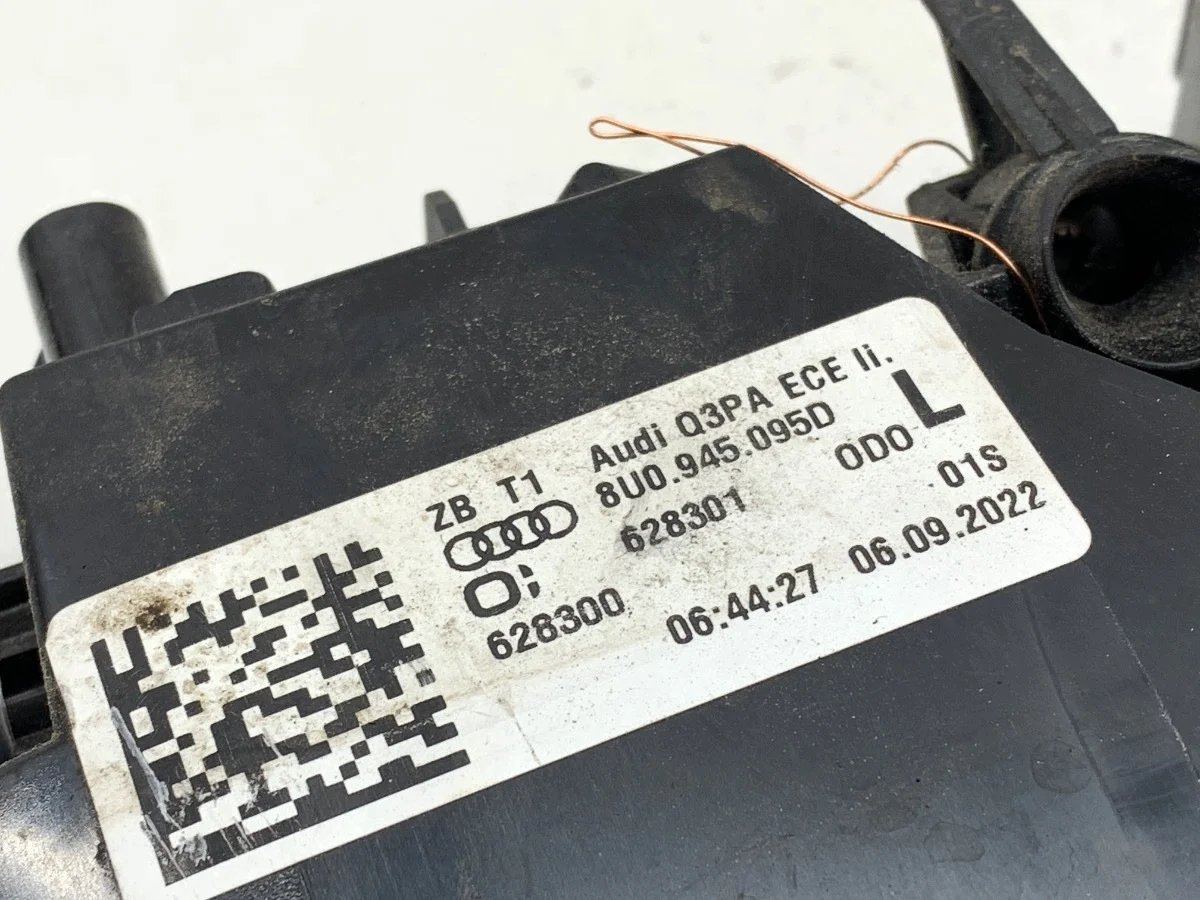 Rückleuchte Audi Q3 8U0945095D gebraucht image 5